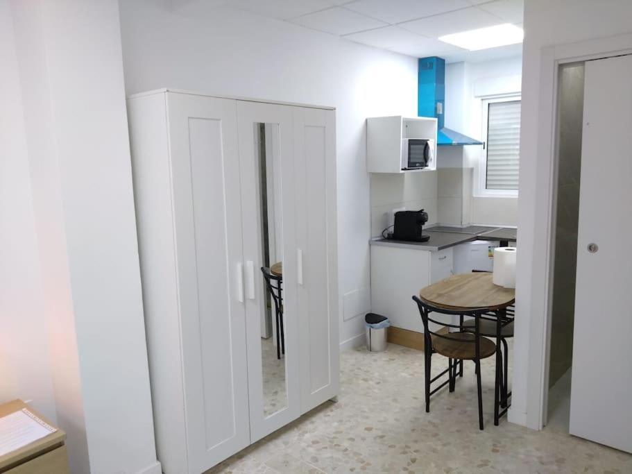Appartment As A Service. Book It Now Málaga Dış mekan fotoğraf